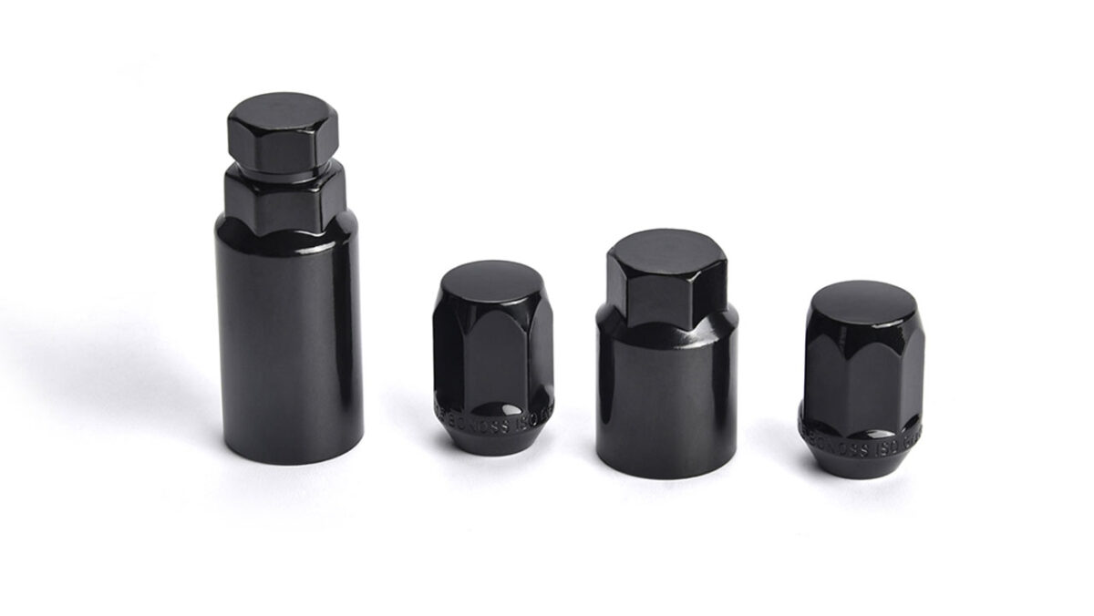 What Are 2023 Jeep Grand Cherokee Lug Nuts Socket Sizes?